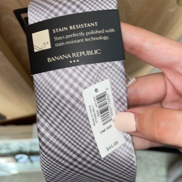 Banana Republic Tie - Picture 2 of 2